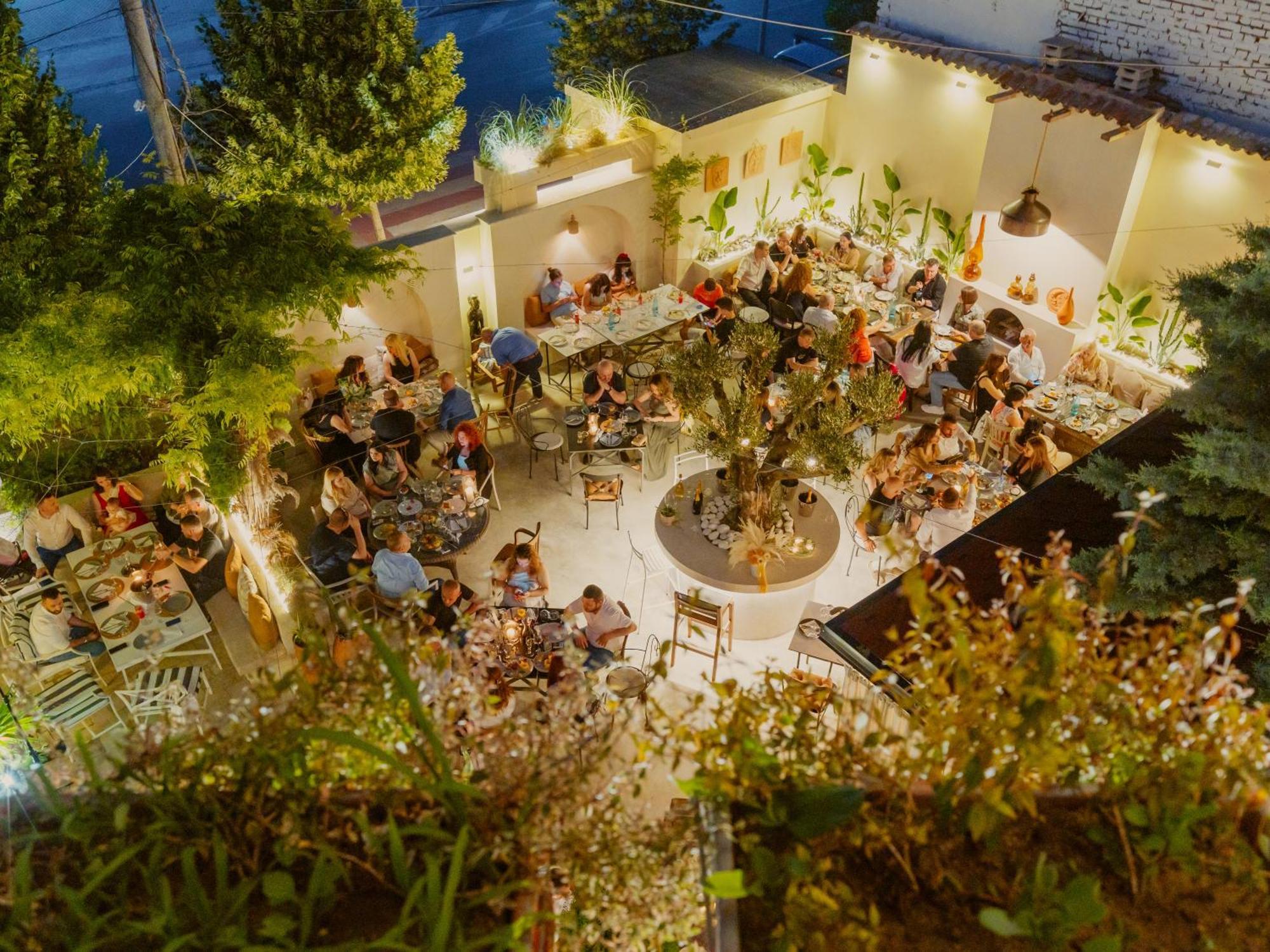 Barba Boutique Hotel Korce Ngoại thất bức ảnh