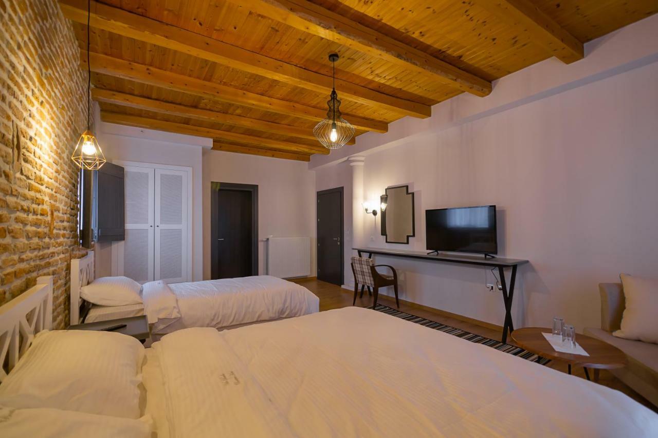 Barba Boutique Hotel Korce Ngoại thất bức ảnh