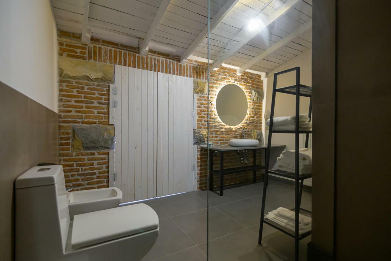 Barba Boutique Hotel Korce Ngoại thất bức ảnh
