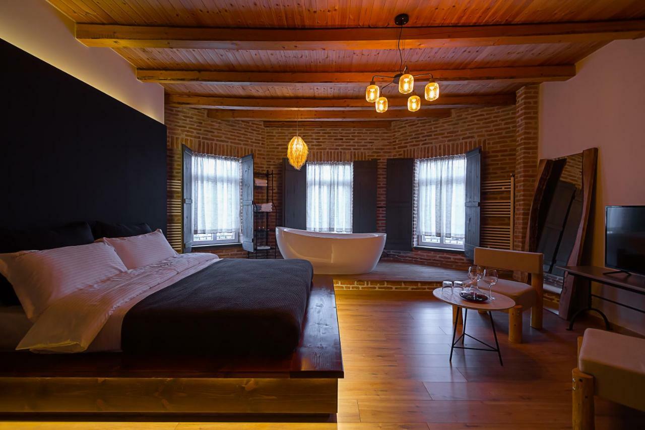 Barba Boutique Hotel Korce Ngoại thất bức ảnh