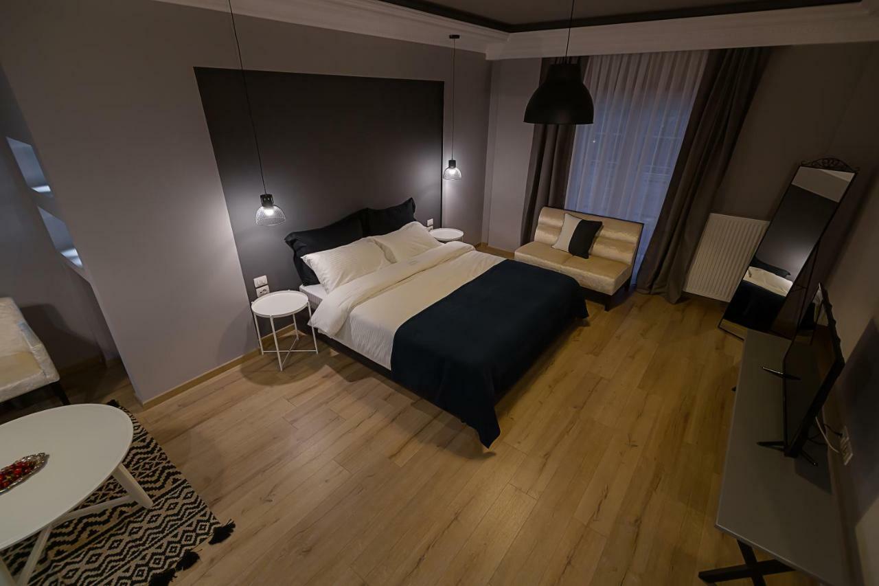 Barba Boutique Hotel Korce Ngoại thất bức ảnh