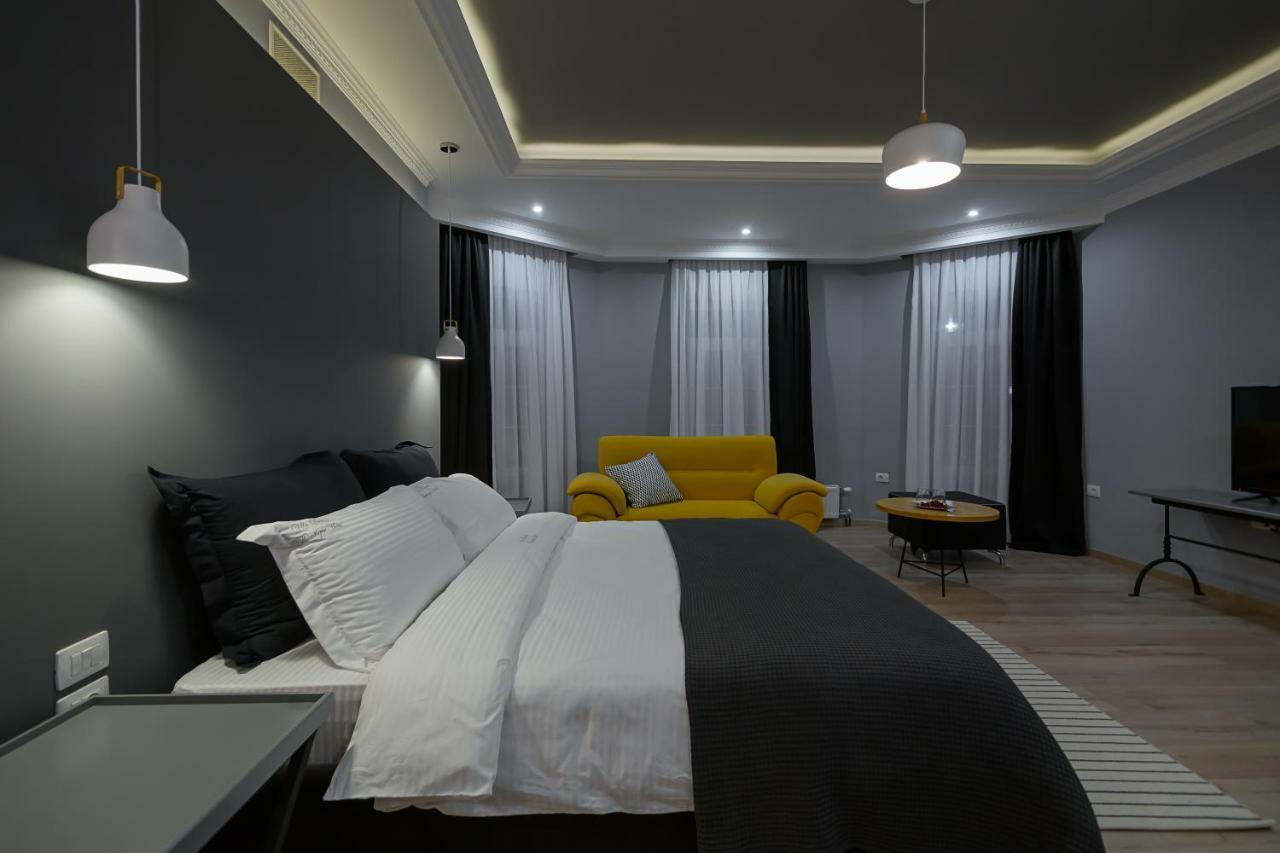 Barba Boutique Hotel Korce Ngoại thất bức ảnh