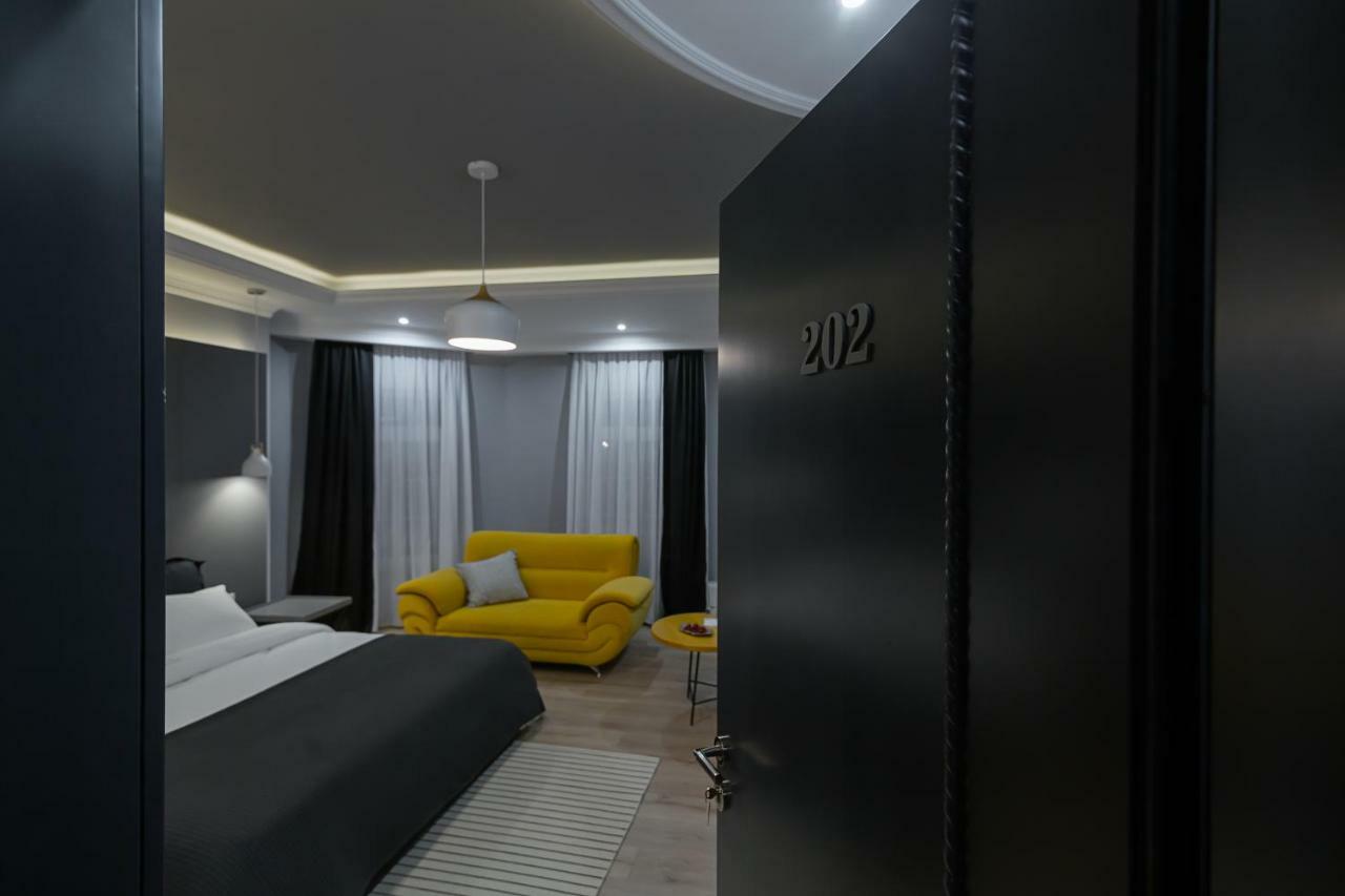Barba Boutique Hotel Korce Ngoại thất bức ảnh