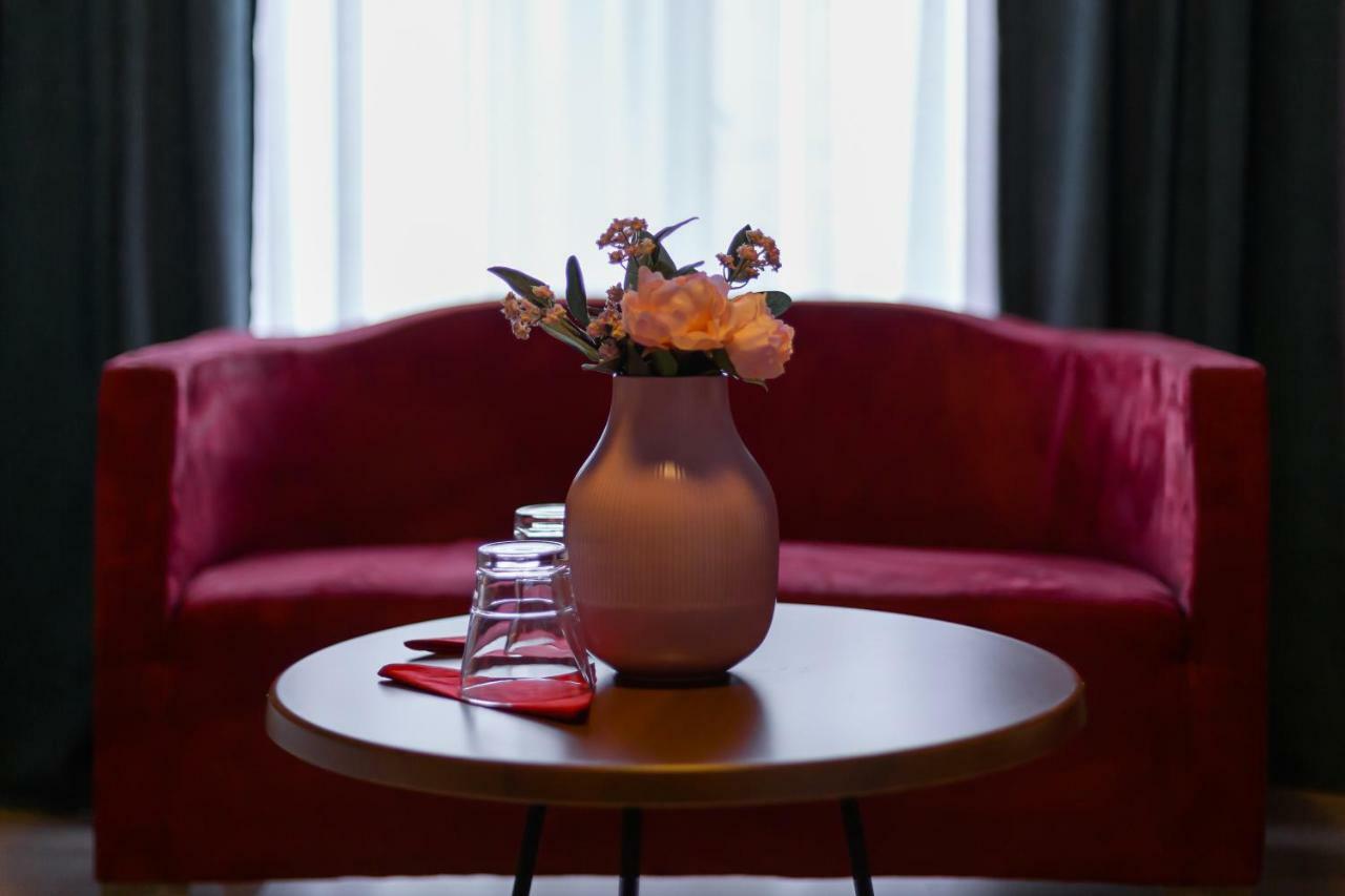 Barba Boutique Hotel Korce Ngoại thất bức ảnh